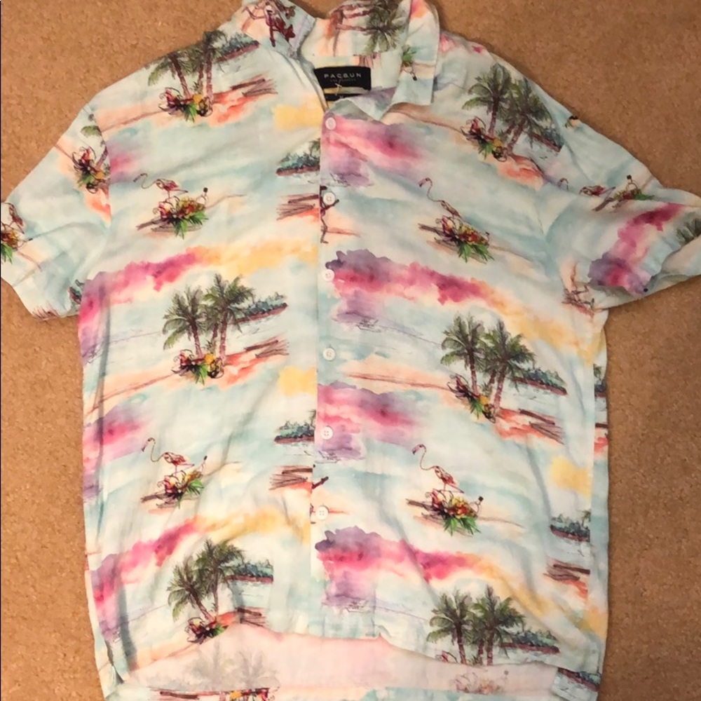 Short sleeve Hawaiian shirt